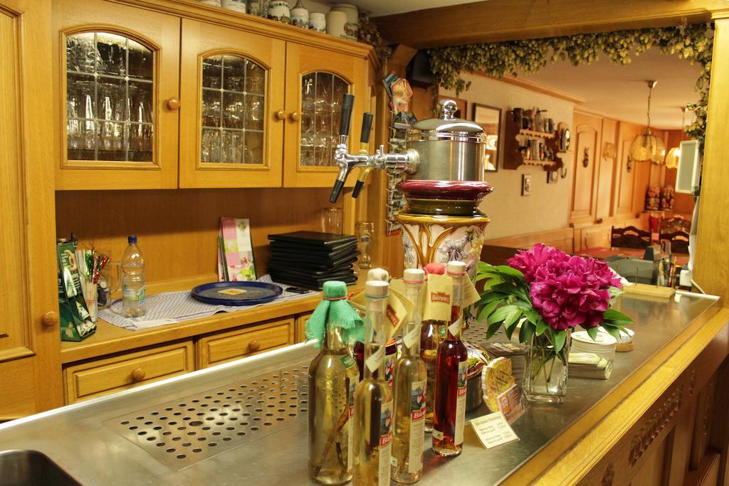 盖斯霍夫茨沃塔酒店 克林根塔尔 外观 照片